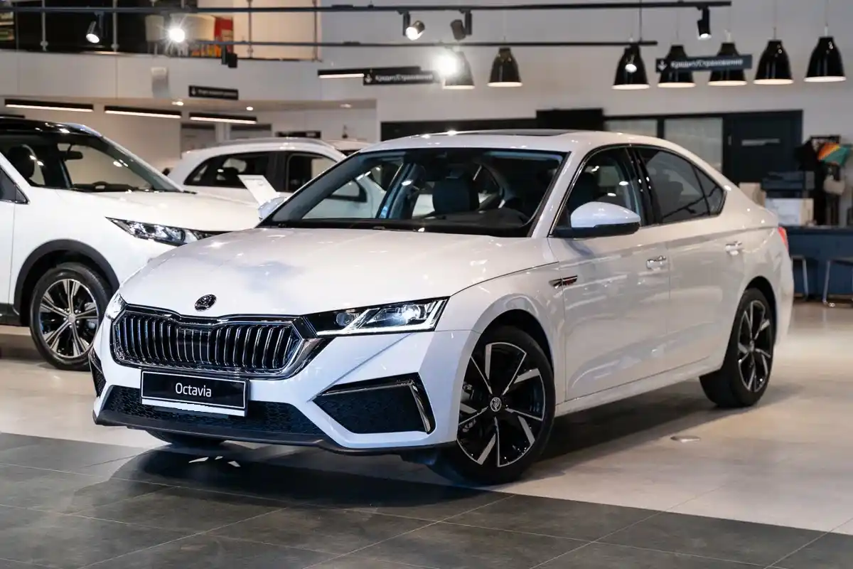 Skoda Octavia купить по цене от 1 440 000 рублей