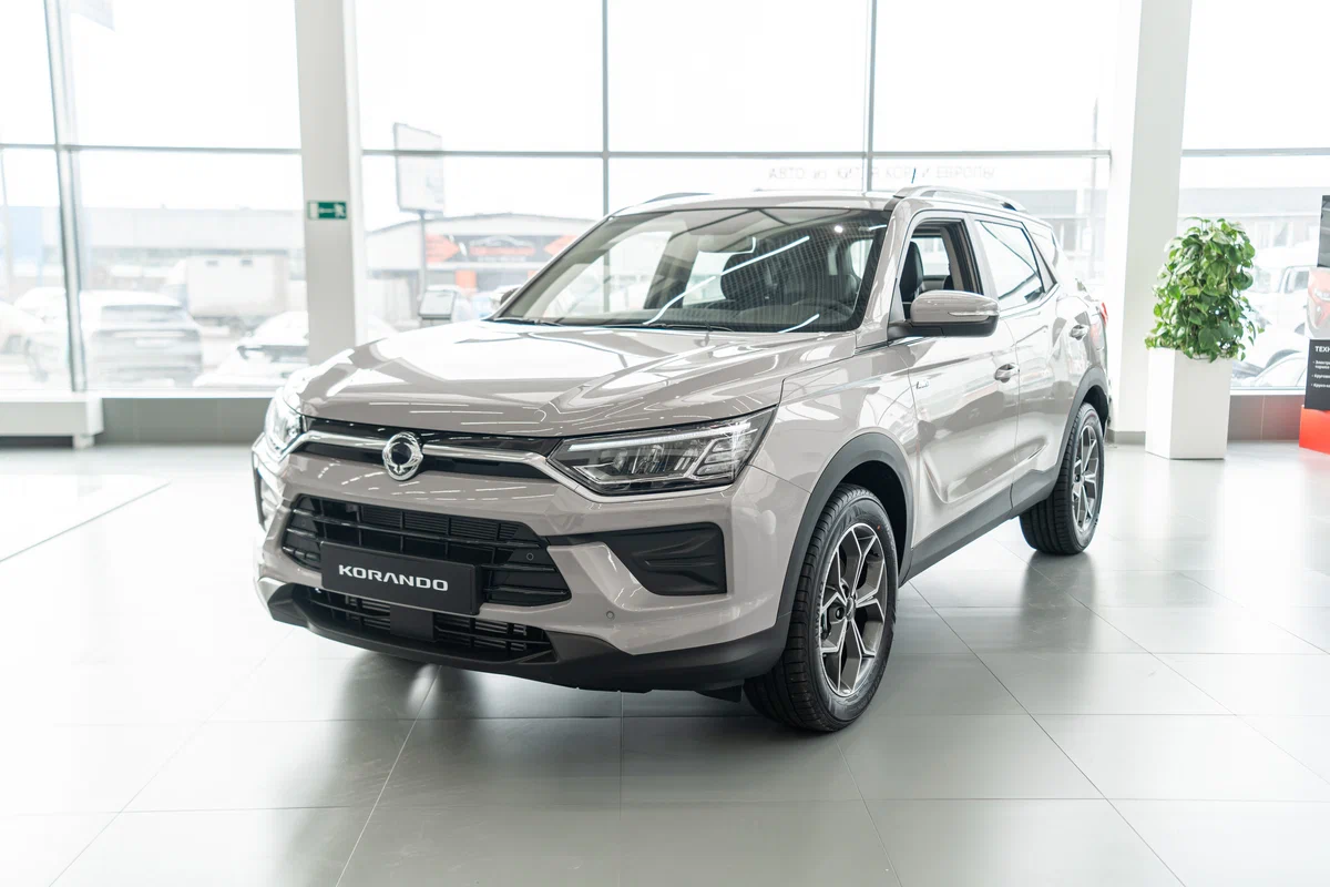 KGM KORANDO по цене от 1 698 000 рублей